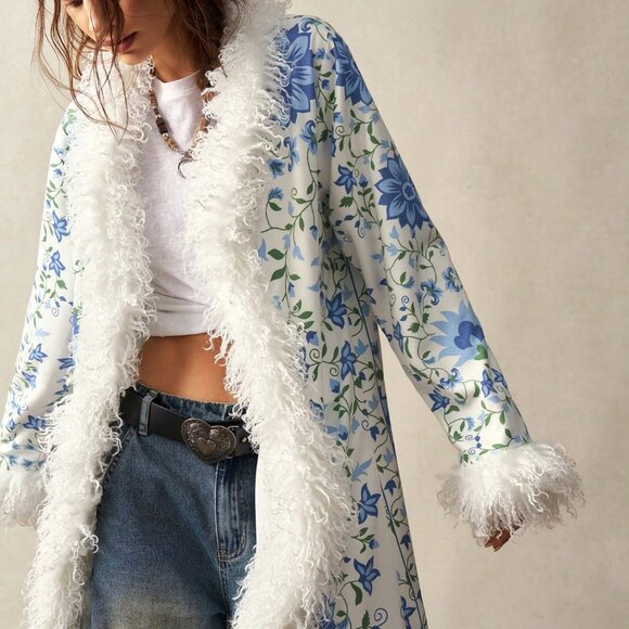 Boho Blues Women's Floral Print faux fur Fringe Trim Jacket - Picture 8 of 9